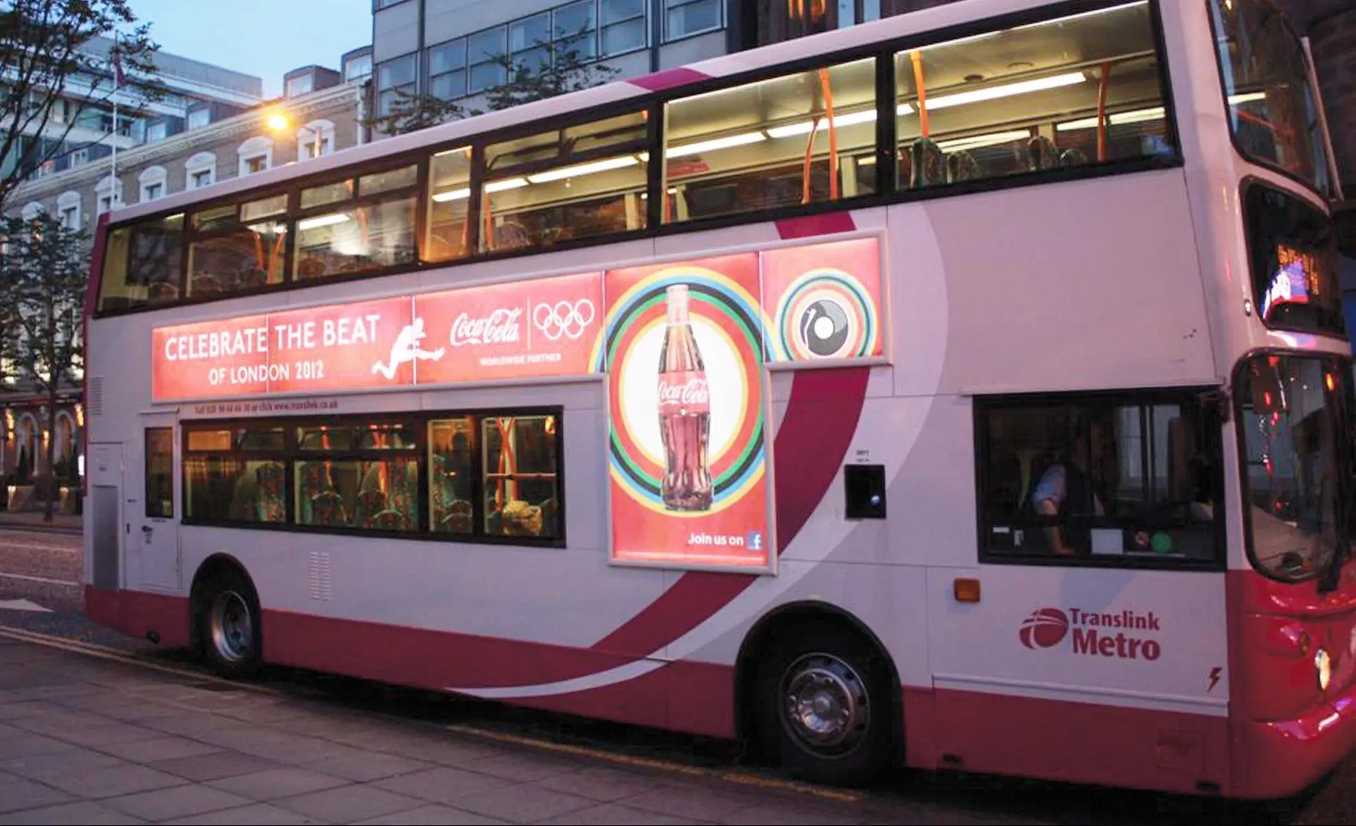 Bus Side-Mounted LED Display Screen In-Room LED Movie Screen