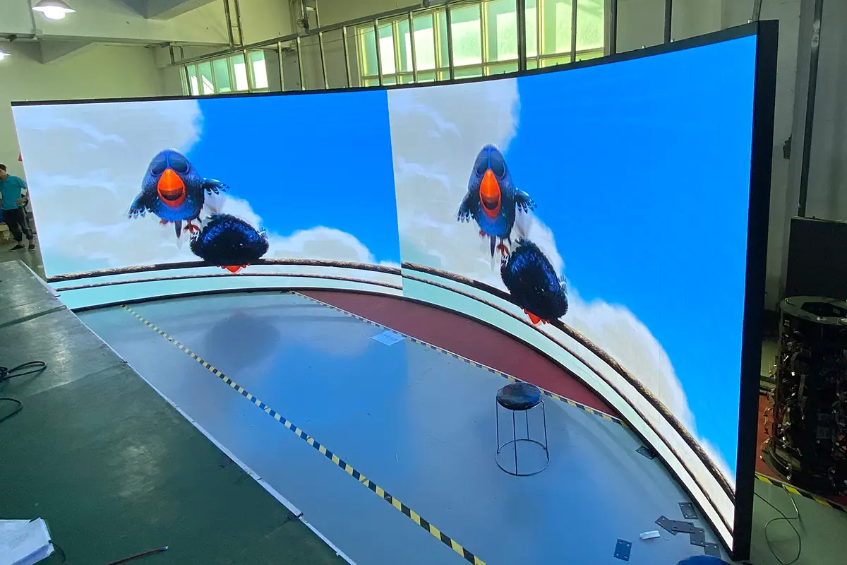 Flexible Creative LED Screens Flexible Creative LED Screens